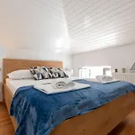 House Marinka Žrnovnica