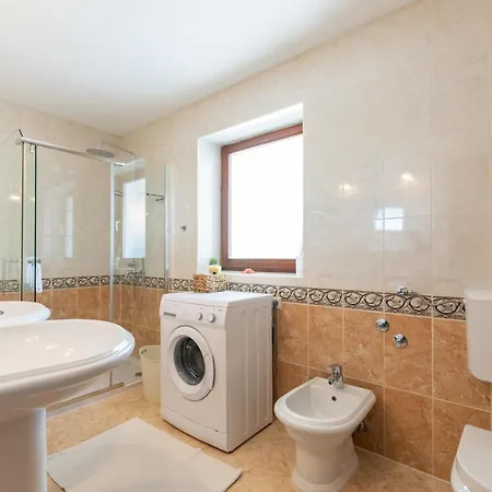 House Marinka Holiday home Zrnovnica